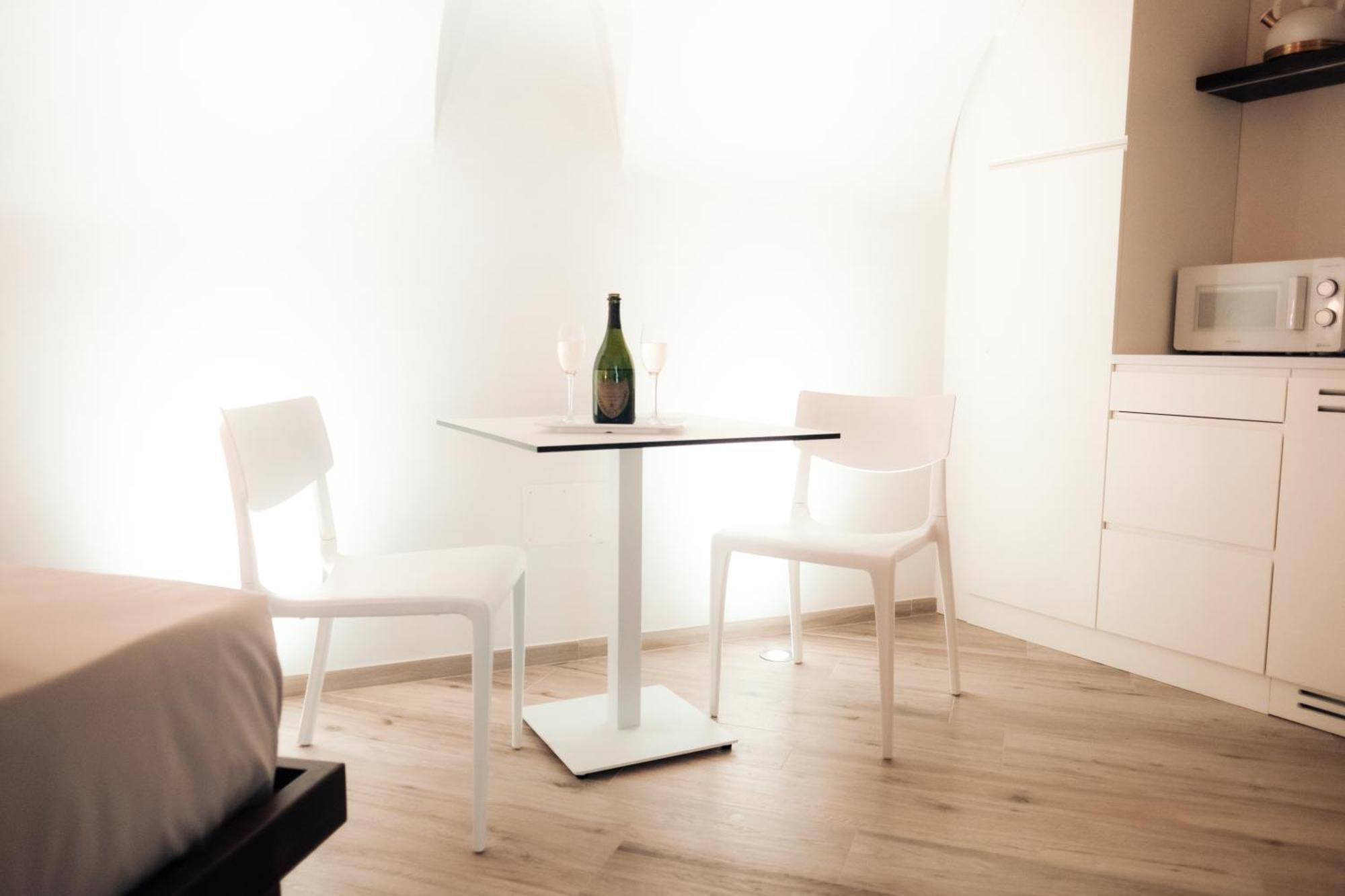 Timeless Apulian Luxury Suite Bari Esterno foto